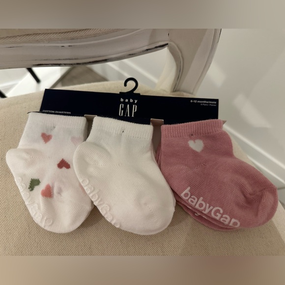 🤍 6~12 Mth GAP Baby Heart Socks Set - 6 Pack White and Pink NWT - Picture 4 of 4